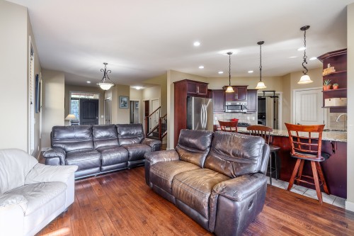 1377 Glenview Avenue, Kelowna, BC 
