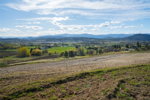 5152 Whitetail Drive, Kelowna, BC 
