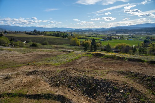 5152 Whitetail Drive, Kelowna, BC 