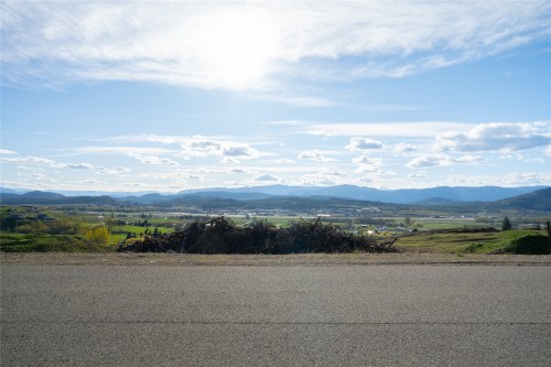 5152 Whitetail Drive, Kelowna, BC 
