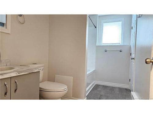 36 Lorette St, Dieppe, NB 