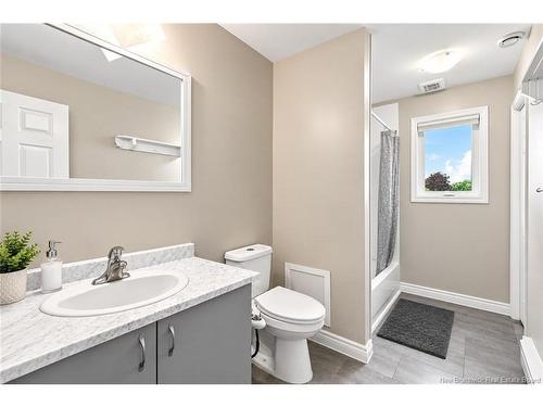 36 Lorette St, Dieppe, NB 
