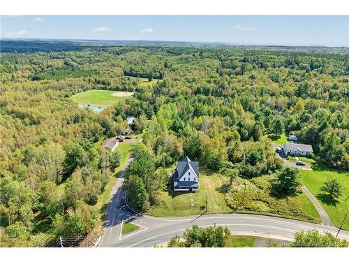 4 Yeamans Rd, Minto, NB 