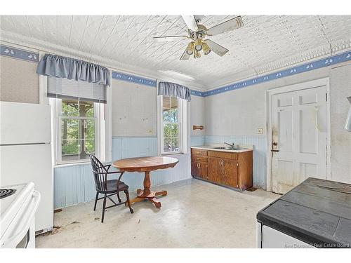 4 Yeamans Rd, Minto, NB 