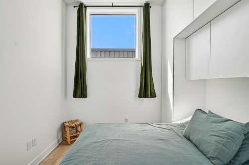 Chambre à coucher - 302-7237 Rue St-Hubert, Montréal (Villeray/Saint-Michel/Parc-Extension), QC 