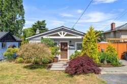 3054 Millgrove St Saanich, BC V9A 1X5