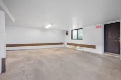 Garage - 