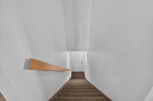 Escalier - 451  - 455 Boul. St-Luc, Saint-Jean-Sur-Richelieu, QC 