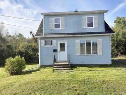 295 Park Street  New Glasgow, NS B2H 5B7