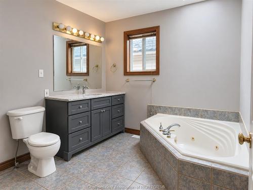 74 Fieldstone Place, Chatham, ON 