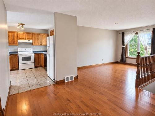 74 Fieldstone Place, Chatham, ON 