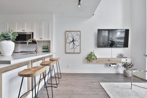 703-18 Merton Street, Toronto, ON 