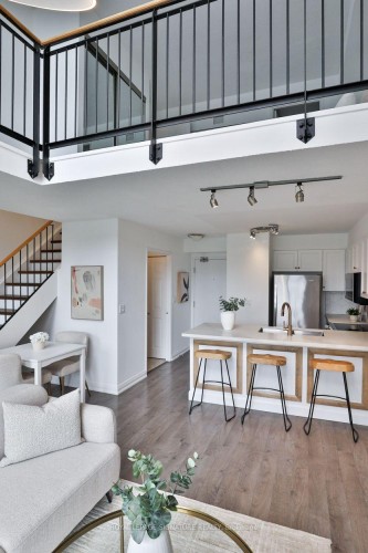 703-18 Merton Street, Toronto, ON 