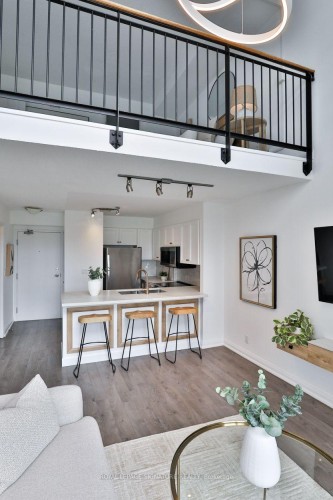 703-18 Merton Street, Toronto, ON 