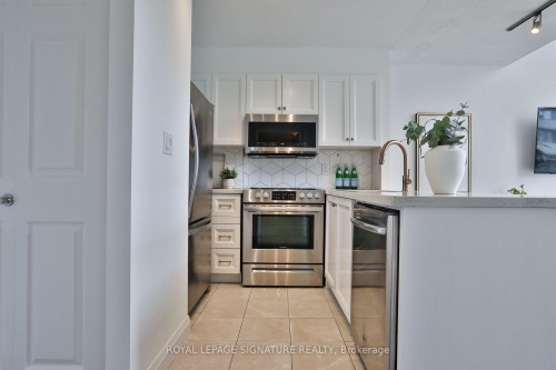 703-18 Merton Street, Toronto, ON 