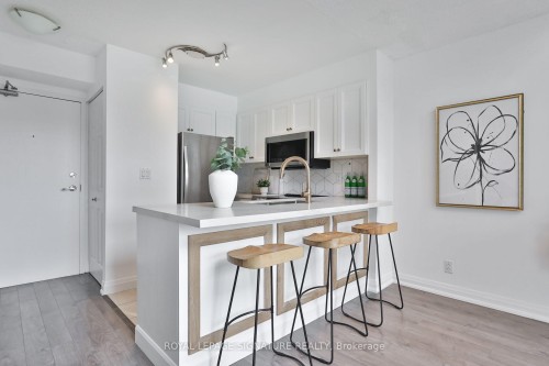 703-18 Merton Street, Toronto, ON 