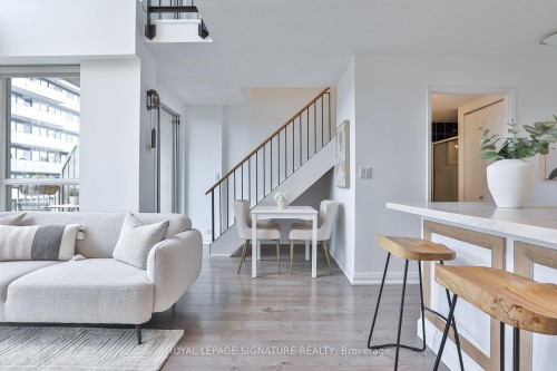 703-18 Merton Street, Toronto, ON 