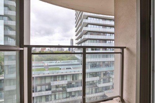 703-18 Merton Street, Toronto, ON 