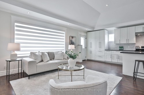 17 Flora Drive, Toronto, ON 