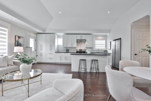 17 Flora Drive, Toronto, ON 