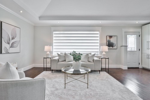 17 Flora Drive, Toronto, ON 