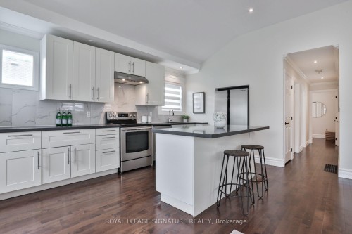 17 Flora Drive, Toronto, ON 