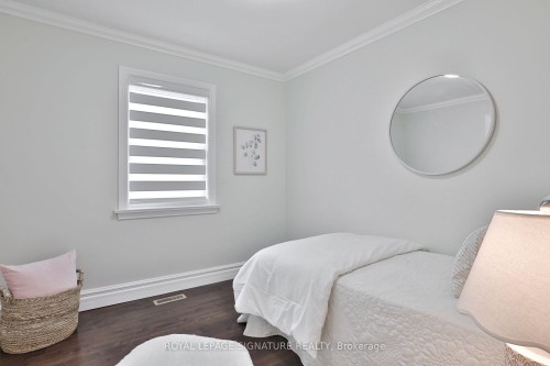 17 Flora Drive, Toronto, ON 