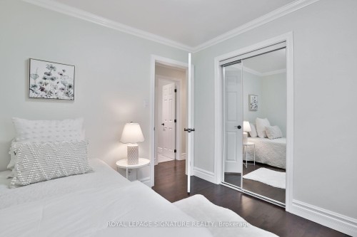 17 Flora Drive, Toronto, ON 