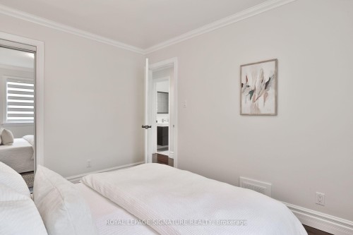 17 Flora Drive, Toronto, ON 