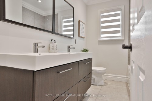 17 Flora Drive, Toronto, ON 