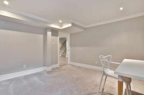 17 Flora Drive, Toronto, ON 