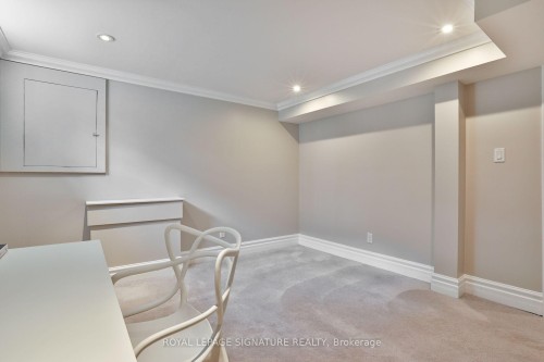 17 Flora Drive, Toronto, ON 