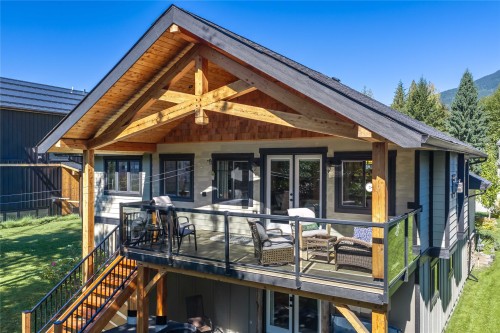 1915 Aspen Crescent, Revelstoke, BC 