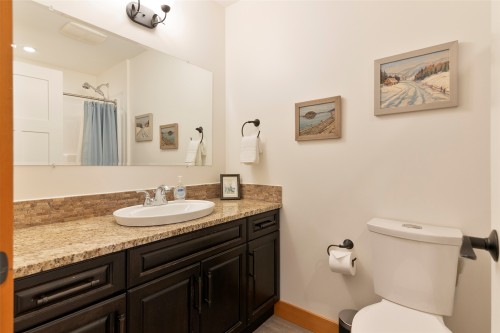 1915 Aspen Crescent, Revelstoke, BC 