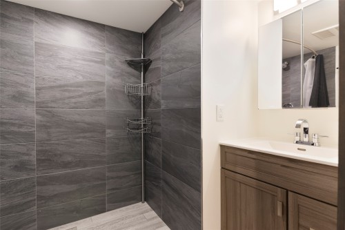 1915 Aspen Crescent, Revelstoke, BC 