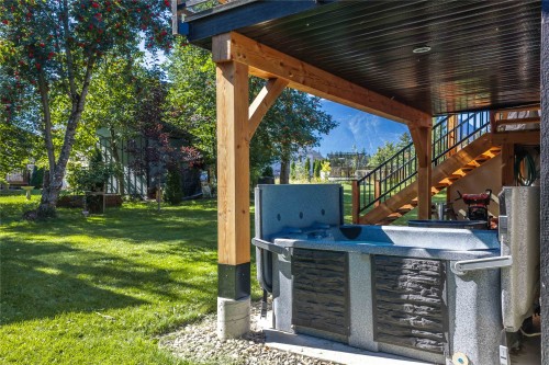 1915 Aspen Crescent, Revelstoke, BC 