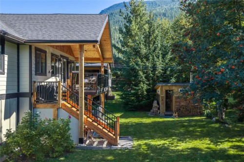 1915 Aspen Crescent, Revelstoke, BC 