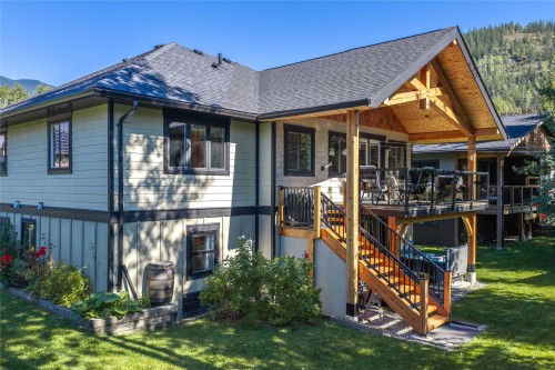 1915 Aspen Crescent, Revelstoke, BC 