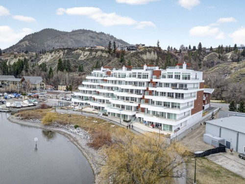 202-13415 Lakeshore Drive, Summerland, BC 