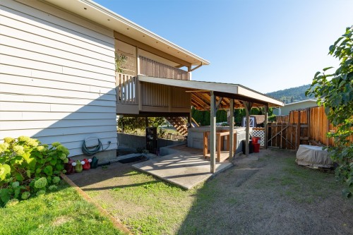3374 Mcmurchie Road, West Kelowna, BC 