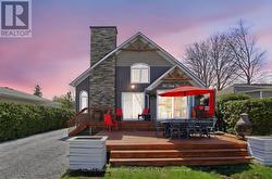 303 LAKE DR EAST DRIVE Georgina, ON L0E 1S0