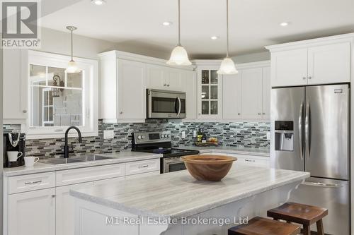 156 Highland Drive, West Grey, ON 
