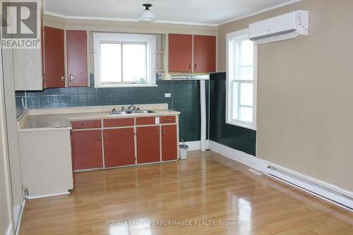 Kitchen - 41 Lefebvre Avenue, Cornwall, ON 