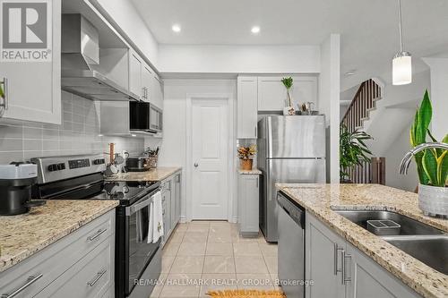 756 Cairn Crescent, Ottawa, ON 