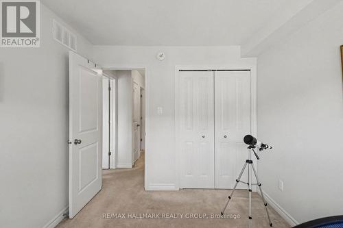 756 Cairn Crescent, Ottawa, ON 