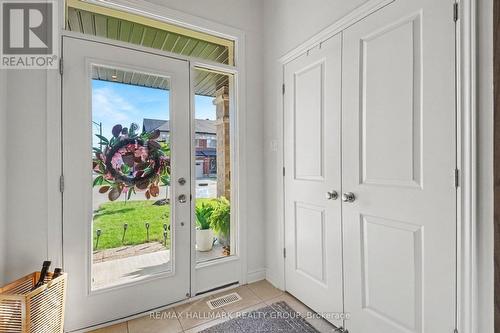 756 Cairn Crescent, Ottawa, ON 