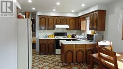 MAIN KITCHEN - 