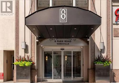 PH 3705 - 8 PARK ROAD , Toronto, Ontario M4W 3S5 3