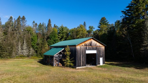 Garage - 551 Ch. De L'Ascension, L'Ascension, QC 
