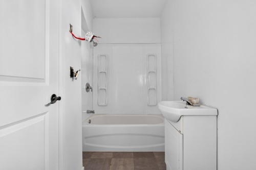 Salle de bains - 3984 Grand Boulevard, Longueuil (Saint-Hubert), QC 